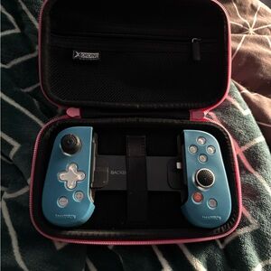 AMAZON Blue Wireless Gaming Controller with Case
